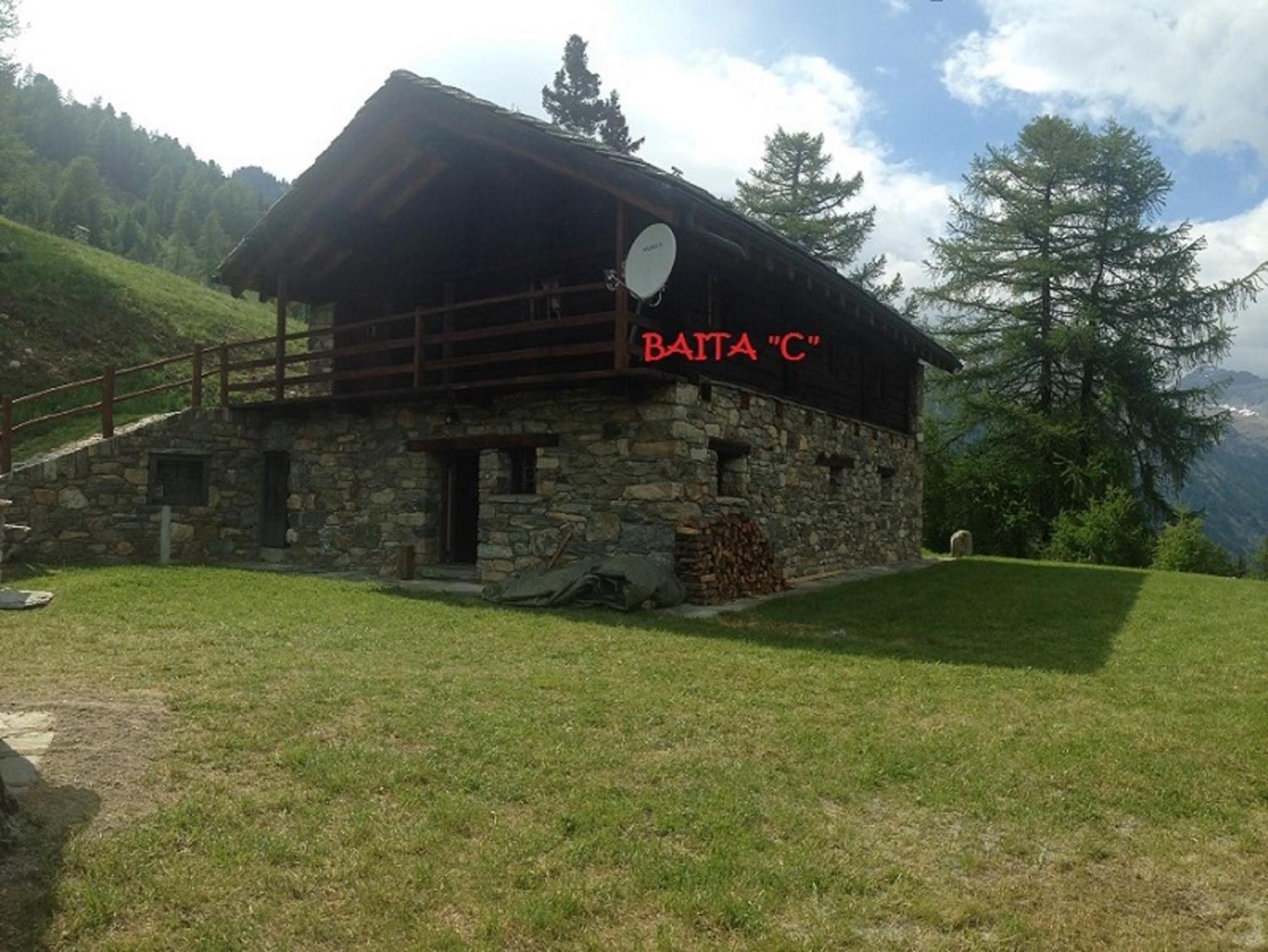 Вилла Baite Cialvrina Грессоне-Сен-Жан Экстерьер фото